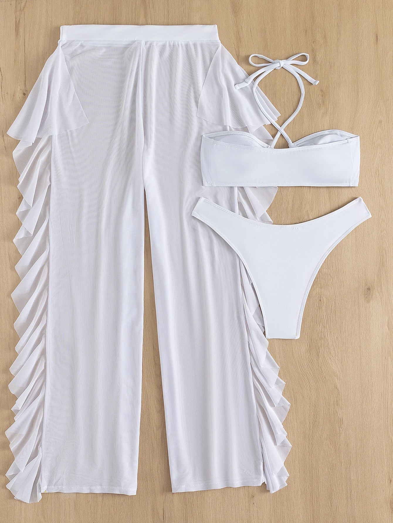 Bikini Blanco Sexy Con Salida Transparente Y Volantes