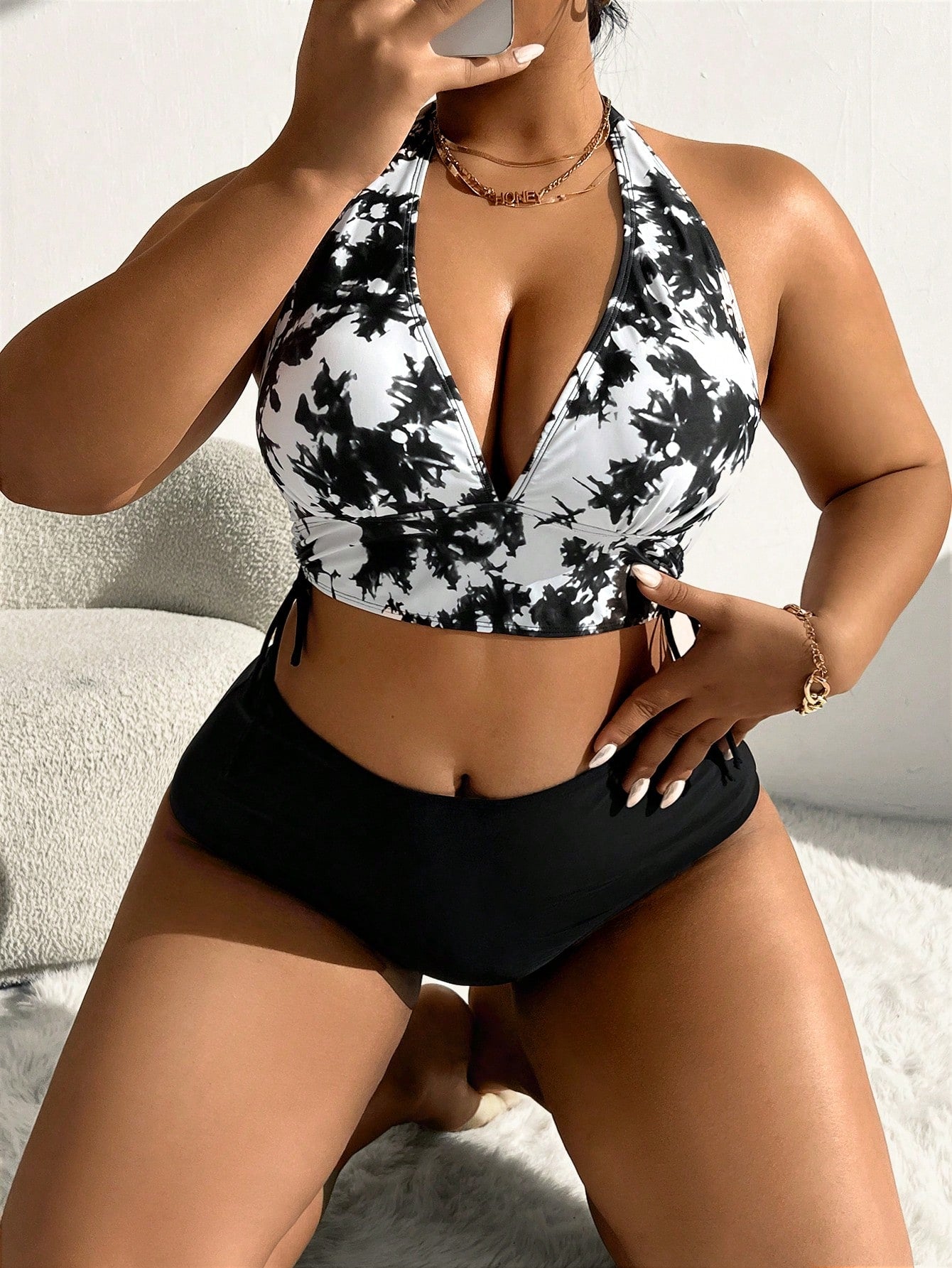 Bikini Tie-Dye Blanco Y Negro Con Top Halter Y Talle Alto
