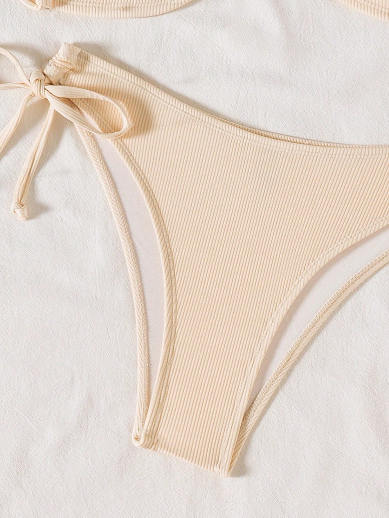 Bikini Albaricoque Texturizado Con Lazo Y Detalle Solar