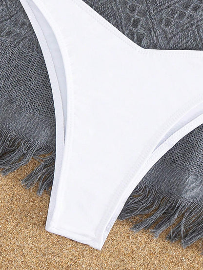 Bikini Push Up Blanco con Corte Alto y Ajuste Perfecto