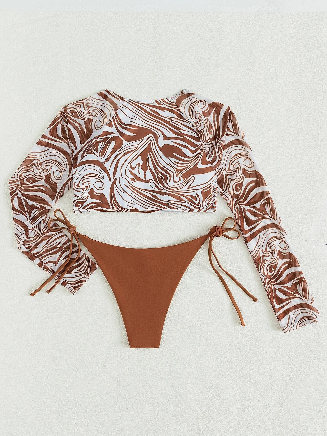 Bikini Estampado con Hebilla y Bottom de Lazo Marrón