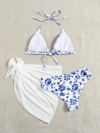 Bikini Floral Azul y Blanco con Top Halter y Pareo Transparente