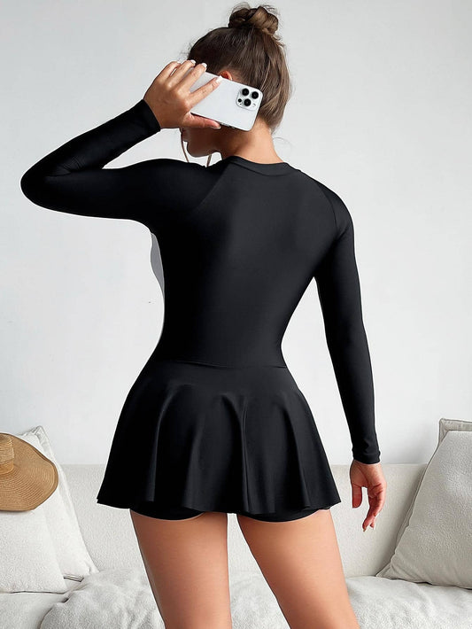 Traje de Baño Deportivo con Falda y Cremallera Negro y Blanco