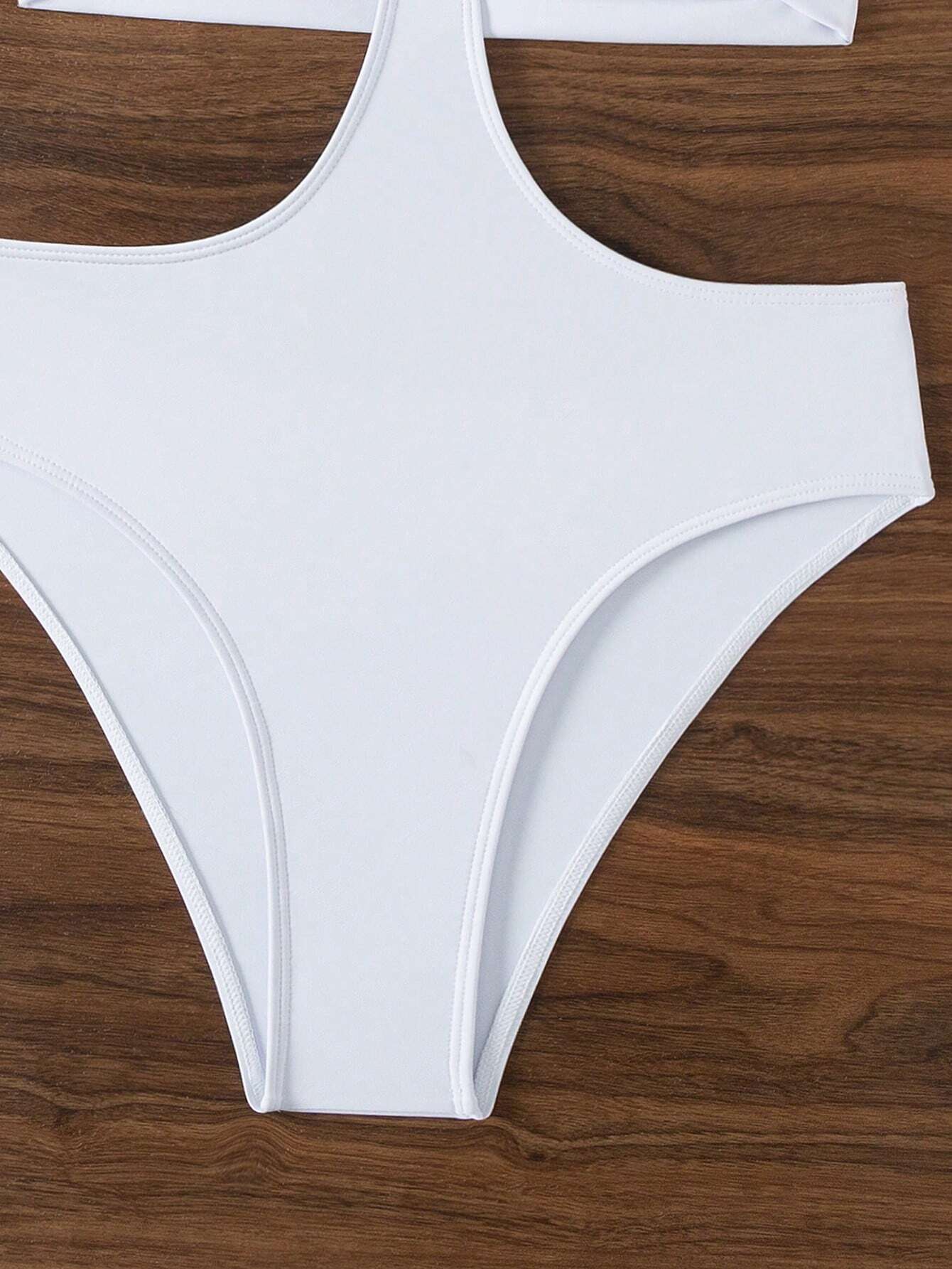Traje de Baño con Espalda al Aire y Ajuste Sexy Blanco