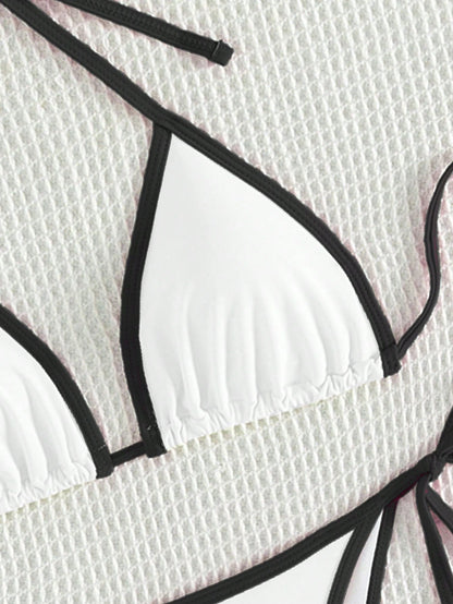 Bikini Blanco Con Ribete Negro Y Lazos Laterales Estilo Sexy
