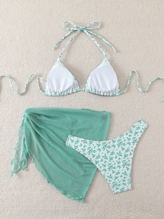 Bikini Con Pareo y Estampado Floral Verde