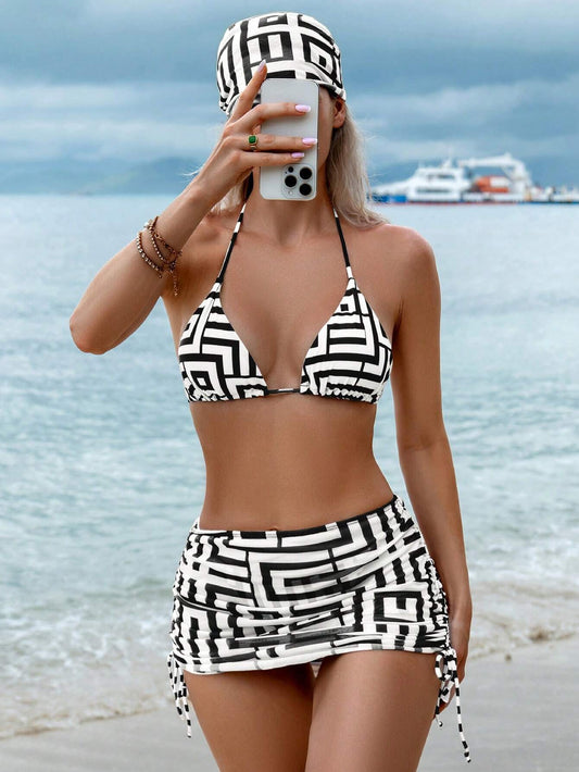 Set De Bikini Multicolor Geométrico Con Falda Y Gorro Estampado