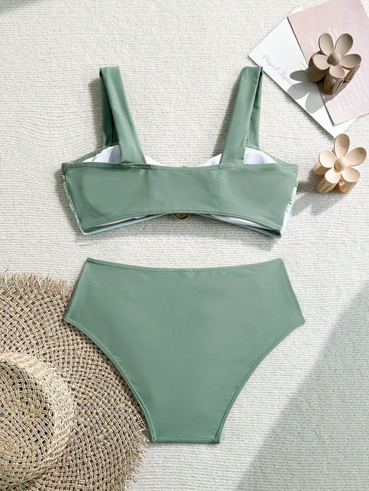 Bikini Verde Combinado Con Detalle Dorado Y Talle Alto