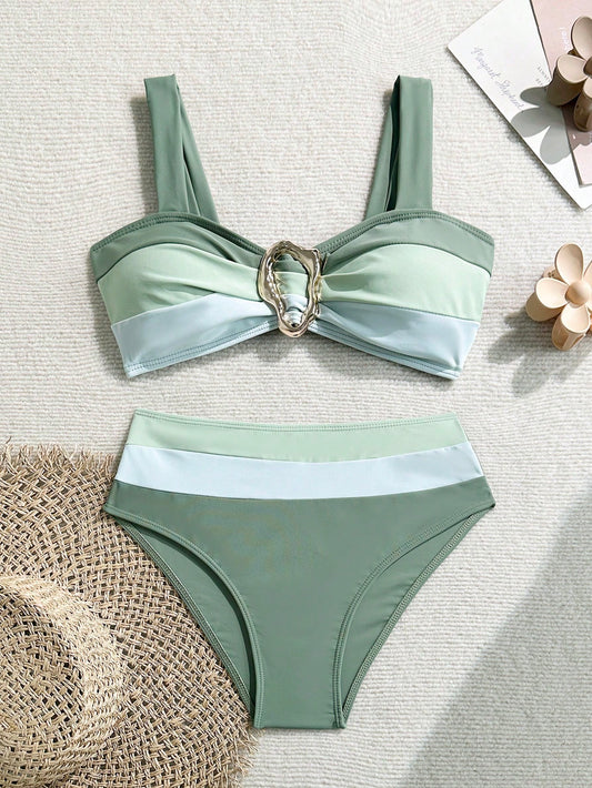 Bikini Verde Combinado Con Detalle Dorado Y Talle Alto